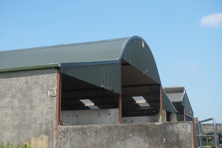 Curved and Cocktailed Sheeting - Agricultural Sheeting Solutions, Cladding Solutions from EQC Ireland